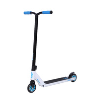 Crisp Blitz White/Blue