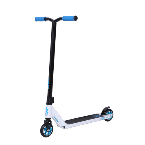 Crisp Blitz White/Blue